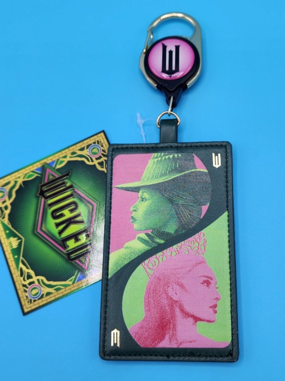 Wicked Elphaba & Glinda Retractable Lanyard ID Holder Green Wizard of Oz NEW